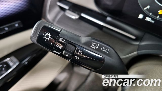 Kia Canival 2021 — photo 18