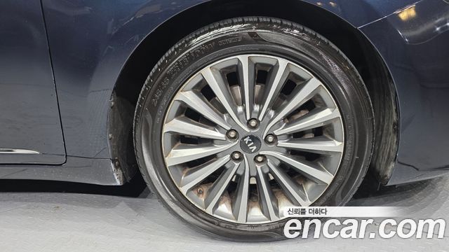 Kia K7 2017 — photo 5
