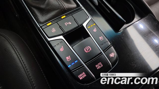 Kia K7 2017 — photo 17