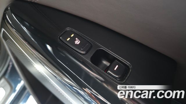 Kia K7 2017 — photo 19