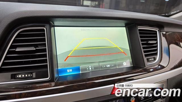 Hyundai Genesis 2016 — photo 16