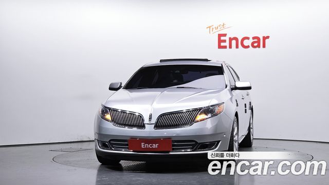 Lincoln MKS 2013 — photo 3