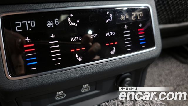 Audi A6 2022 — photo 17