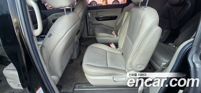 Kia Canival 2020 — photo 15