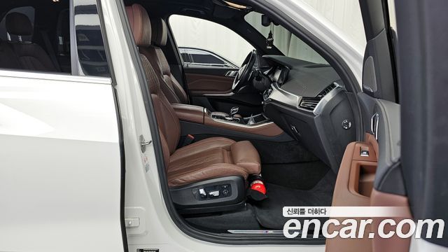 BMW X5 2023 — photo 11