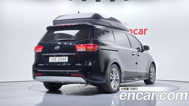 Kia Canival 2016 — photo 2