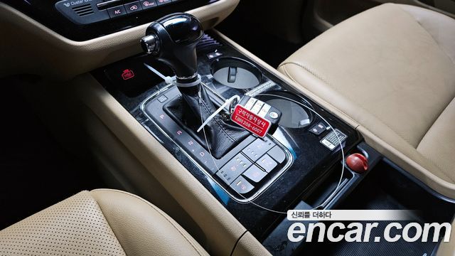 Kia Canival 2016 — photo 9