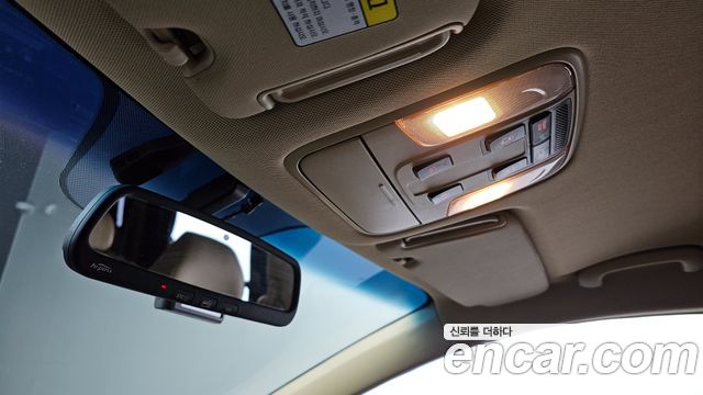 Kia Canival 2016 — photo 17