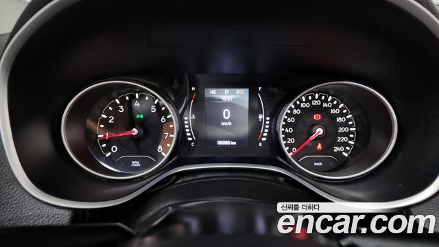Jeep Compass 2018 — photo 8