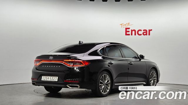 Hyundai Grandeur 2017 — photo 2