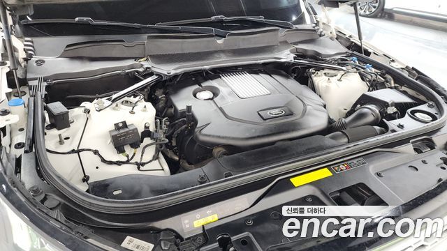 Land Rover Discovery 2018 — photo 6