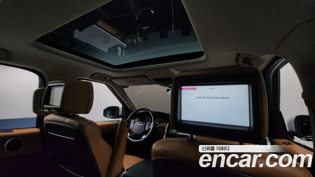 Land Rover Discovery 2018 — photo 19