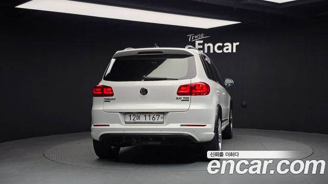 Volkswagen Tiguan 2013 — photo 4
