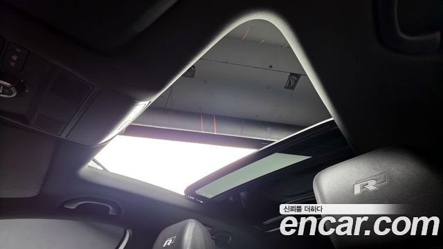 Volkswagen Tiguan 2013 — photo 19