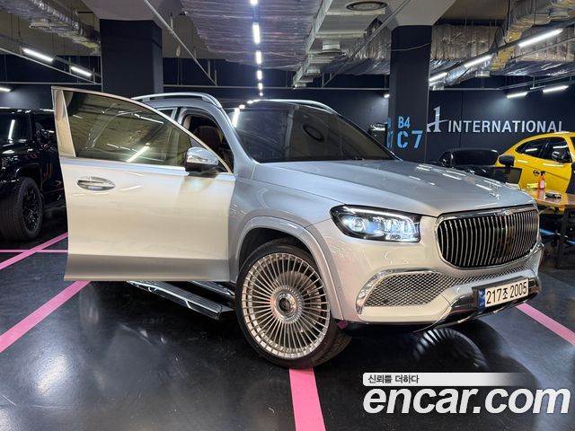 Mercedes-Benz GLS-Class 2023 — photo 4