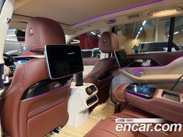 Mercedes-Benz GLS-Class 2023 — photo 13
