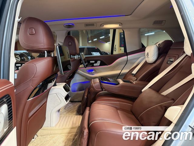 Mercedes-Benz GLS-Class 2023 — photo 14