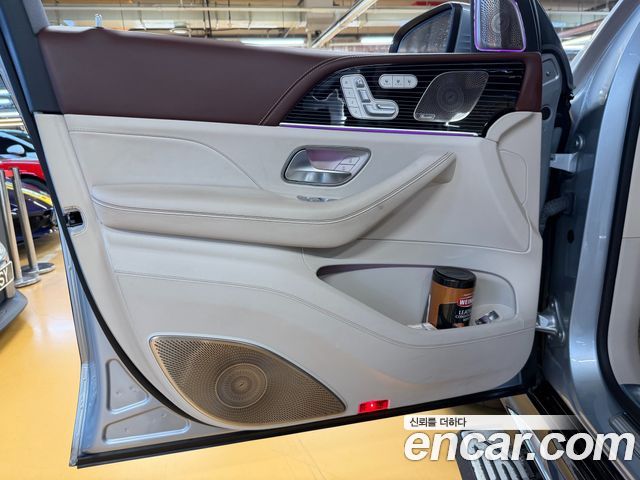 Mercedes-Benz GLS-Class 2023 — photo 17