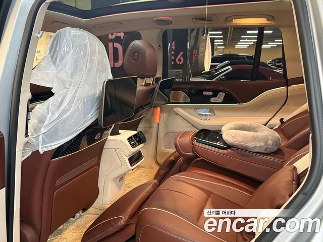 Mercedes-Benz GLS-Class 2023 — photo 20