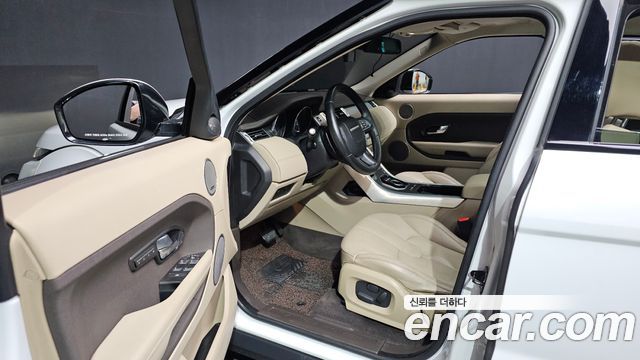 Land Rover Range Rover Evoque 2015 — photo 10