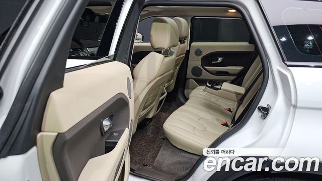 Land Rover Range Rover Evoque 2015 — photo 19