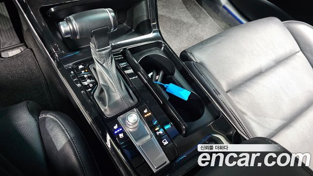 Kia K7 2021 — photo 9