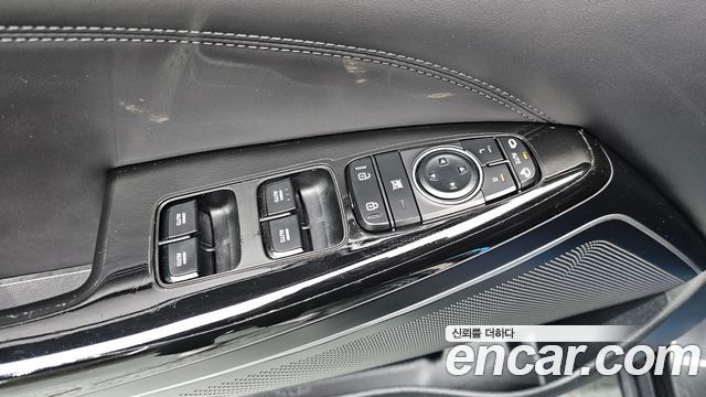 Kia K7 2021 — photo 17