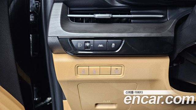 Kia Canival 2023 — photo 14