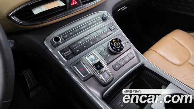 Hyundai Santafe 2022 — photo 9