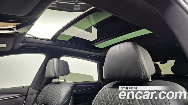 BMW Gran Turismo 2022 — photo 18