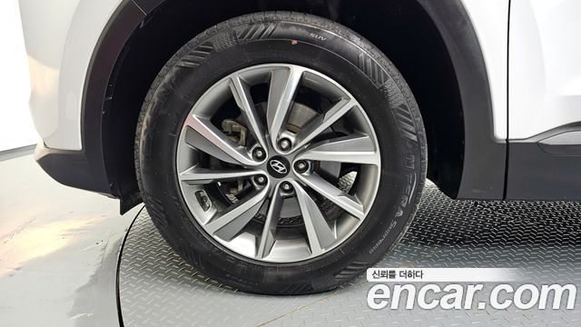 Hyundai Santafe 2019 — photo 5