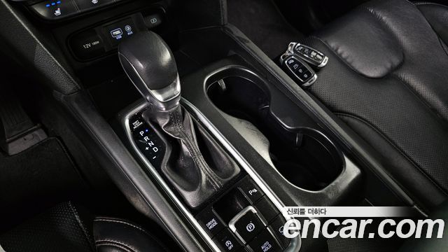Hyundai Santafe 2019 — photo 9