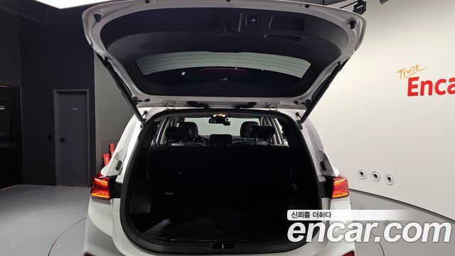 Hyundai Santafe 2019 — photo 20