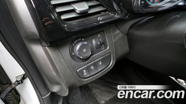 Chevrolet Korea Spark 2017 — photo 15