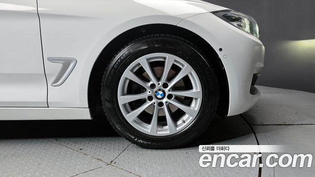 BMW Gran Turismo 2021 — photo 5