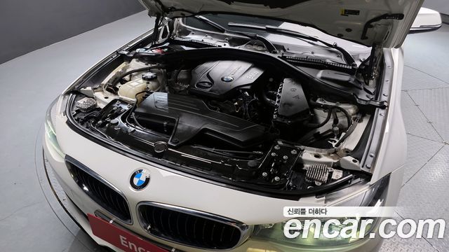 BMW Gran Turismo 2021 — photo 6