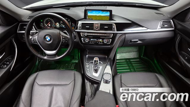 BMW Gran Turismo 2021 — photo 7