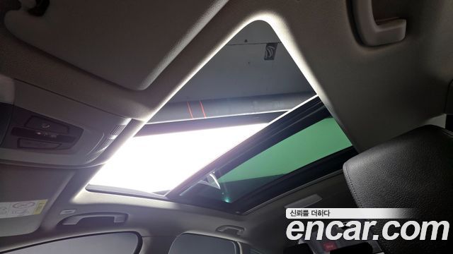 BMW Gran Turismo 2021 — photo 19
