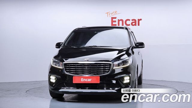 Kia Canival 2019 — photo 3