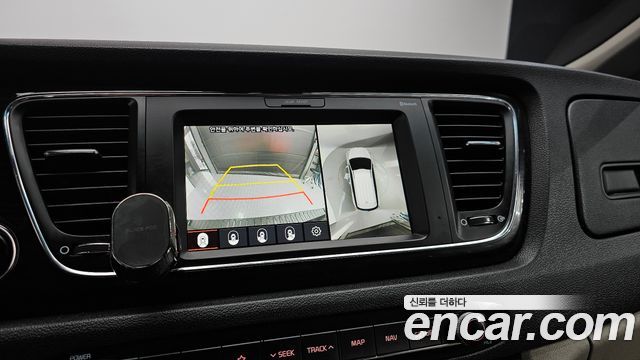 Kia Canival 2019 — photo 15