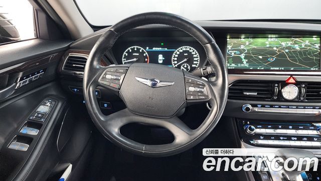 Genesis EQ900 2016 — photo 13