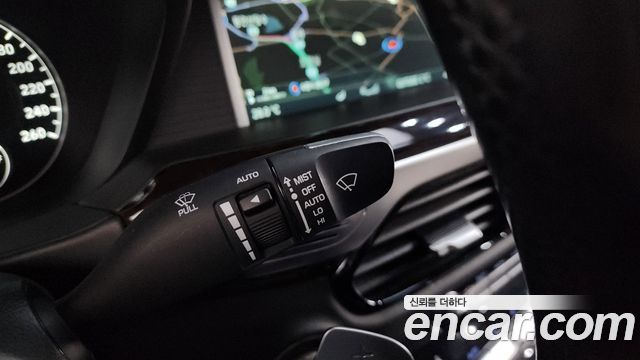 Genesis EQ900 2016 — photo 18