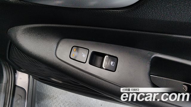 Hyundai Santafe 2023 — photo 19