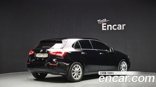 Mercedes-Benz A-Class 2020 — photo 2