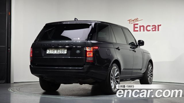 Land Rover Range Rover 2017 — photo 2