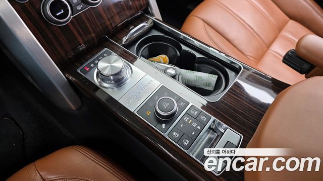 Land Rover Range Rover 2017 — photo 9