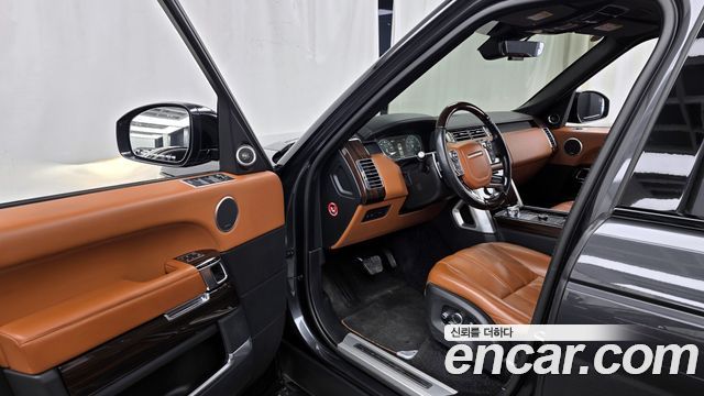 Land Rover Range Rover 2017 — photo 10