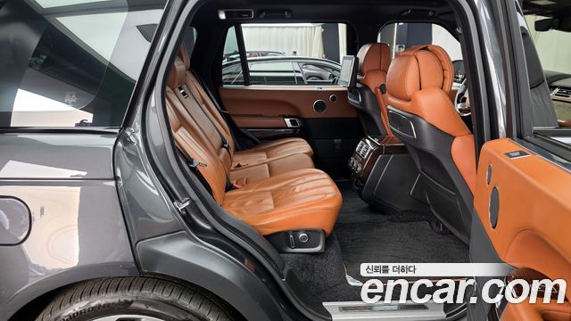 Land Rover Range Rover 2017 — photo 12
