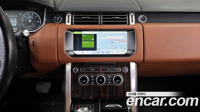 Land Rover Range Rover 2017 — photo 14