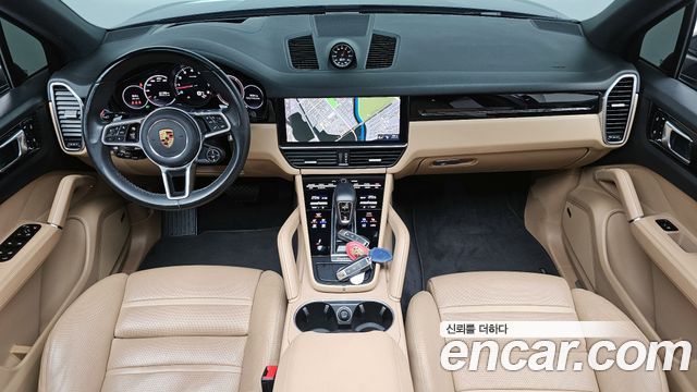Porsche Cayenne 2021 — photo 7